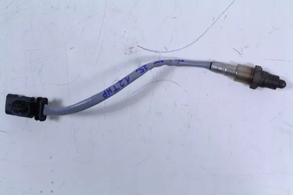 Sonde Lambda OEM 9813838380 pour Citroen C5 Aircross image 2