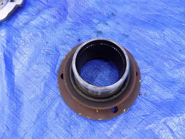 Flange d'arbre de transmission ZF DXI I-Shift OEM image 2