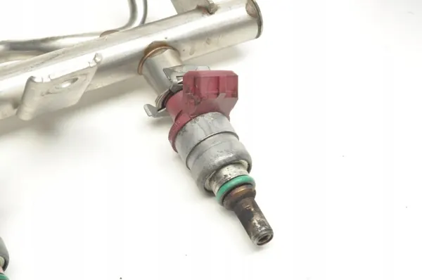 Carril inyector Mercedes OEM A2710780023 A2720780092 image 3