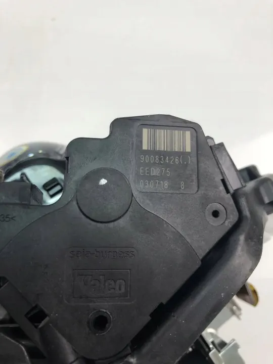 Module de contrôle d'éclairage BMW OEM 90083426 image 4