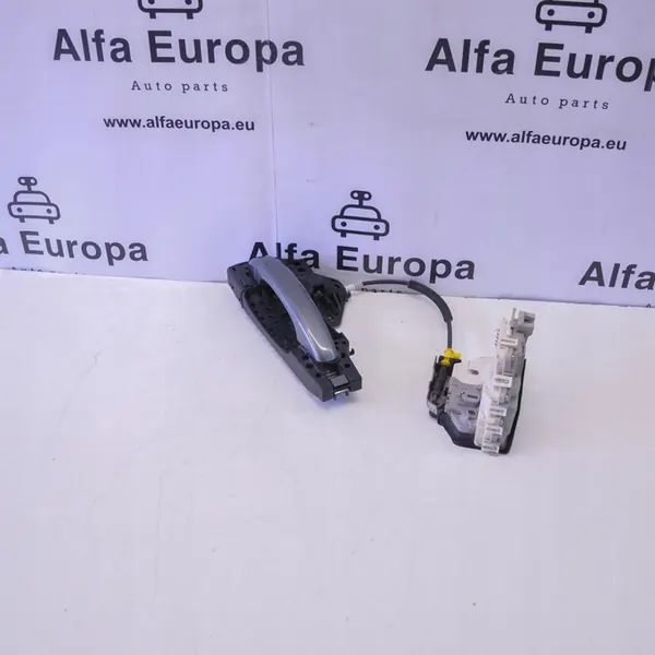 Audi Q5 SQ5 Takavalo Vasemmalla 8T0837885B image 8