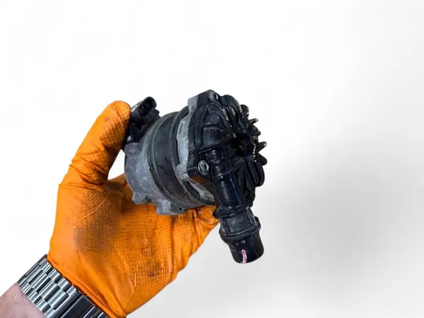 Vattencirkulationspump Chrysler Pacifica 2021 OEM image 2