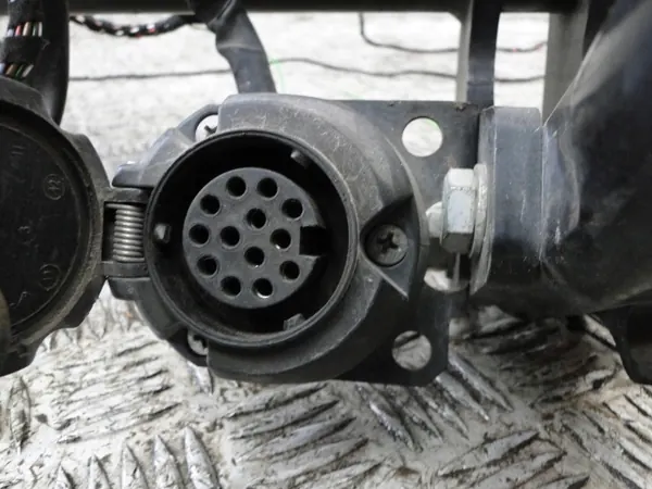 Module d'attelage WESTFALIA 346 103 pour Kia Sportage IV image 4