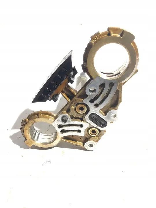 Couvercle de distribution OEM 03H109210C VW Touareg II image 3