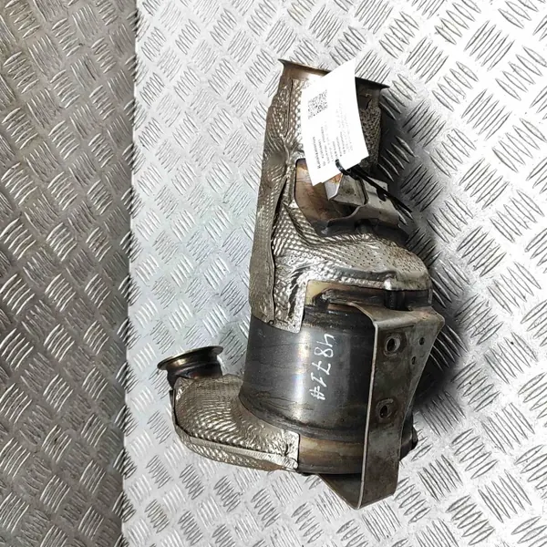 Catalyseur OEM 05L131695D pour Audi A6 C8 image 2