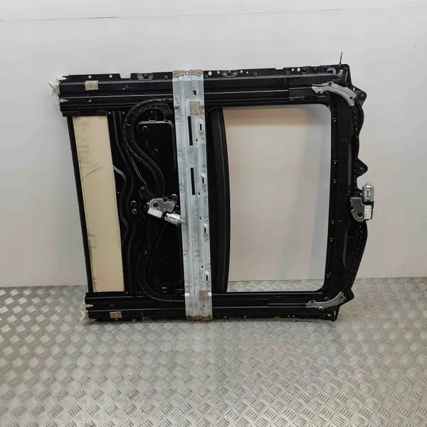 BMW kattoluukku OEM 7331228 7-sarja G11/G12 2017 image 4