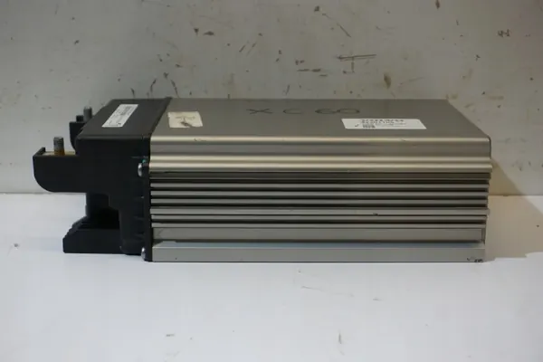 Volvo XC60 II Batteri OEM 32301105 - 8Ah Begagnad image 4