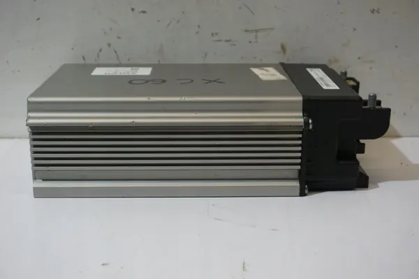 Volvo XC60 II Batteri OEM 32301105 - 8Ah Begagnad image 6
