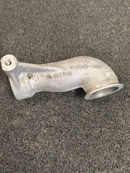 Coude de Ventilation Moteur OEM 51018020456 MAN D2066 image 3