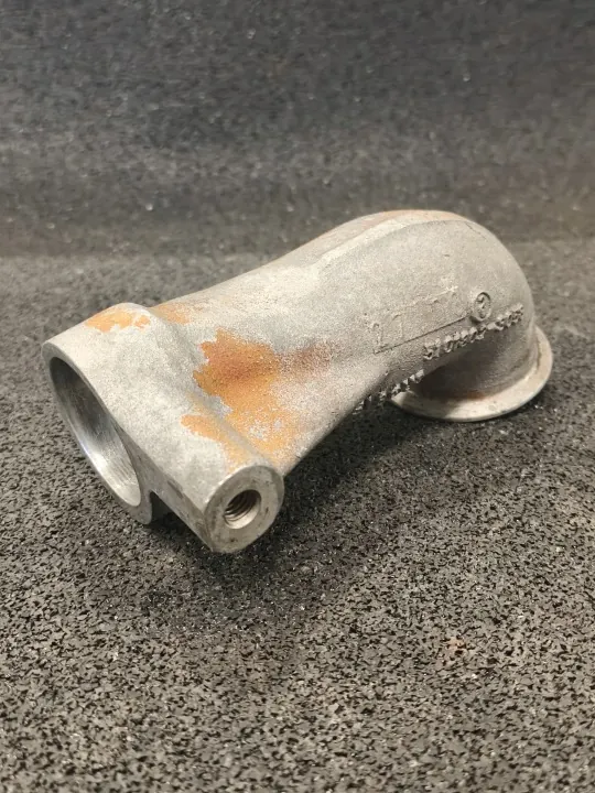 Coude de Ventilation Moteur OEM 51018020456 MAN D2066 image 4
