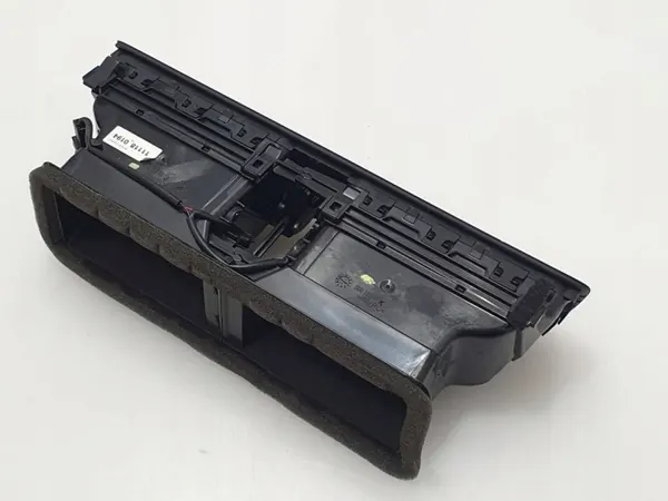 Middelste dashboard ventilatierooster VW Passat B7 2011 OEM 3AB819728A image 4