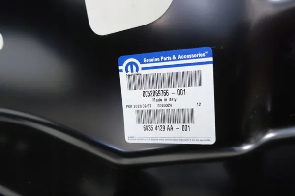 Jeep Renegade 2014- cobertura do limiar esquerdo OEM 52069766 image 8