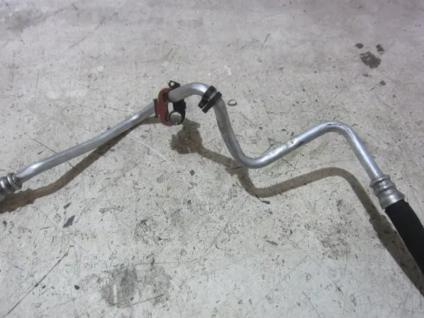 BMW 7 F02 F10 F07 N55 Durite Refroidisseur Huile OEM 17227636879 image 5