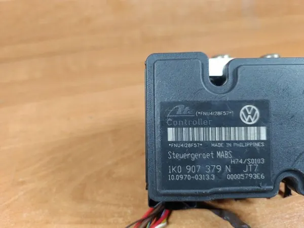 Bomba ABS OEM 1K0907379N para VW Golf V image 3