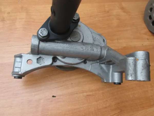 VW Öljypumppu OEM 03L115105B 1.6/2.0 TDI image 6