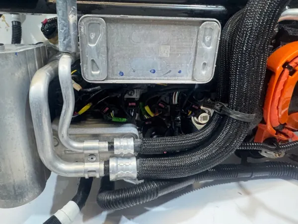Kit de levage pompe à chaleur Tesla Model 3 OEM image 6