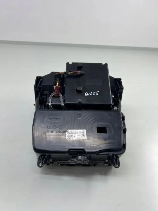 Cendrier OEM A2056801005 pour Mercedes W205 Classe C AMG image 5