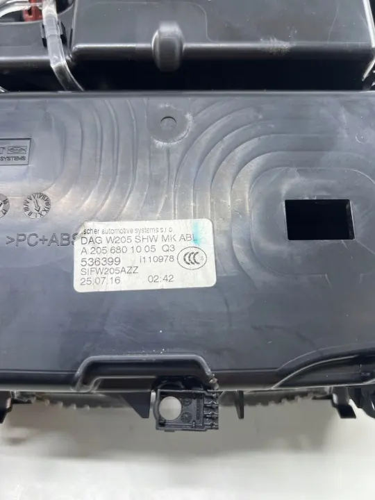 Cendrier OEM A2056801005 pour Mercedes W205 Classe C AMG image 7