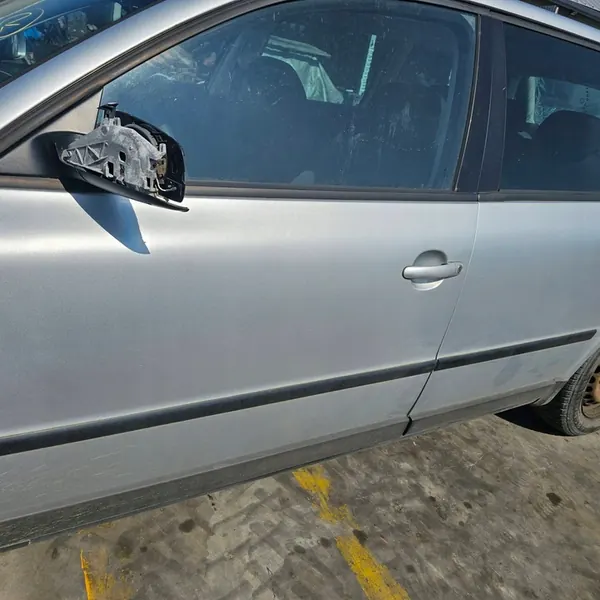 Vänster framsida dörr Volkswagen Passat B5 Lift image 5