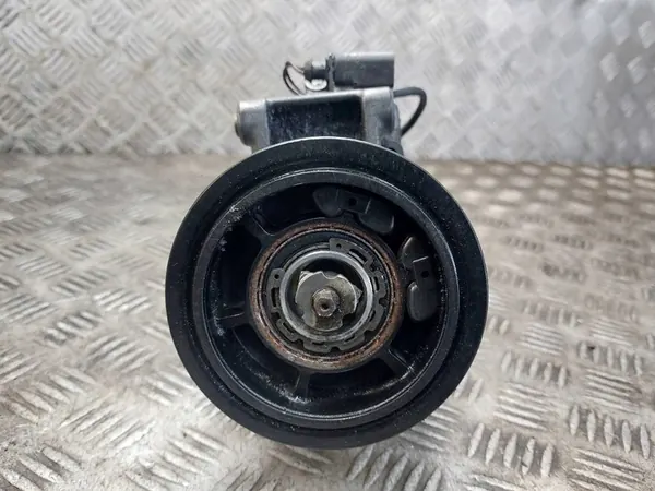 Compressore aria condizionata Audi A4 B7 3.0 TDI image 3