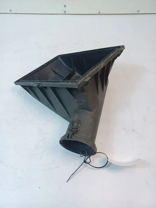 Ilmansuodattimen kotelo Mercedes-Benz C W202 A6040940004 image 4