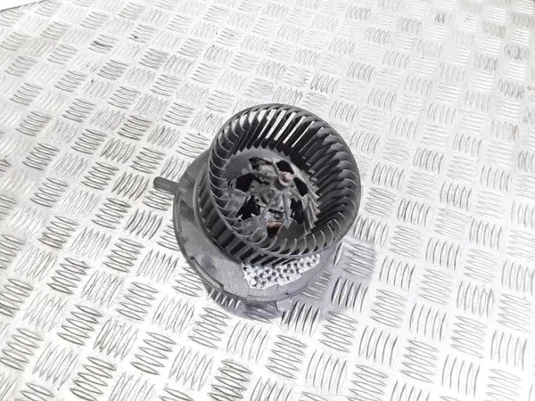 Chauffage OEM 3C0907521F pour VW Passat B7 2.0L Diesel image 2