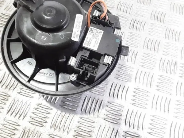 Chauffage OEM 3C0907521F pour VW Passat B7 2.0L Diesel image 3