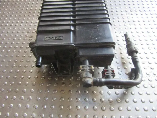 Koolstoffilter Ford Mustang 2011 3.7i OEM 4x4OE001495 image 3