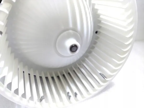 Ventilateur de chauffage OEM 0130309504 pour Volvo XC60 II image 4
