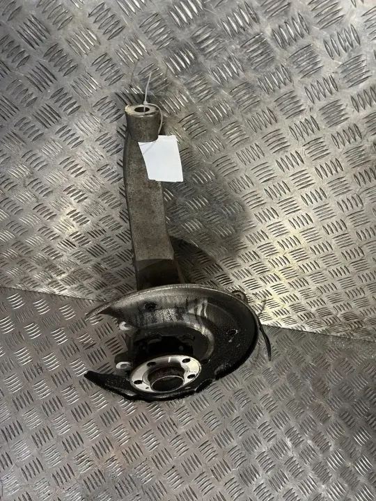 UTO57075 Moyeu de roue avant pour Volvo XC90 2019 image 6