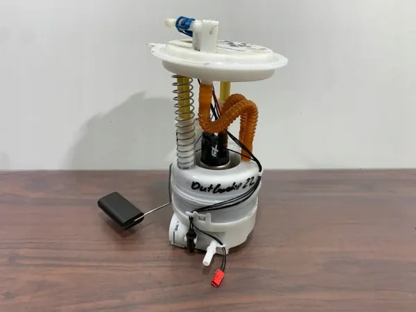 Pompe à carburant Mitsubishi Outlander OEM 1760A732 image 2