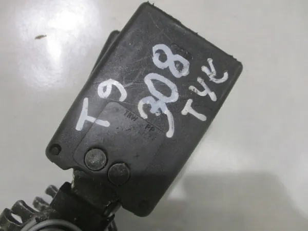OEM 98063975XX takavyön solki Peugeot 308 II:lle image 8