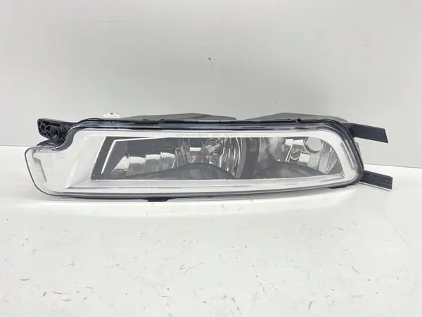 Farol Halógeno Esquerdo H8 + P21 VW Passat B8 2014-2019 image 7