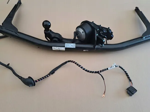 OEM 57A803880D Tow Hook for Skoda Karoq - Rear image 3