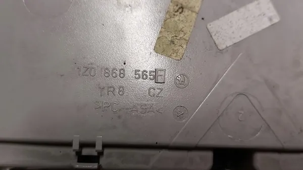 Aurinkolasitlokero SKODA OCTAVIA II FABIA II 1Z0868565F image 5