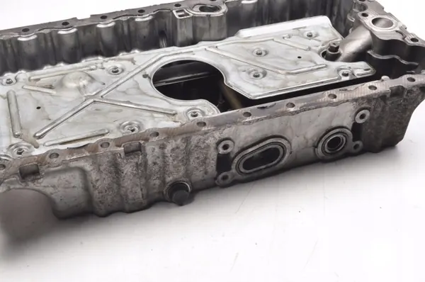 Cárter de óleo Volvo XC90 2007 OEM 30777966 image 4