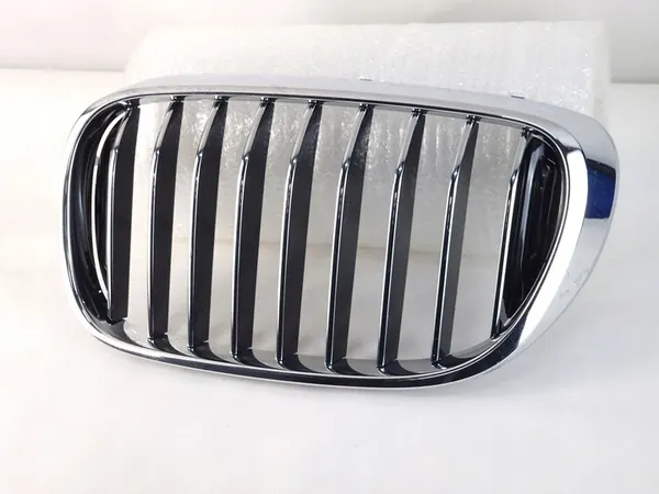 BMW 7 G11 G12 Left Grille Original M-Package Chrome 51138065539 image 2
