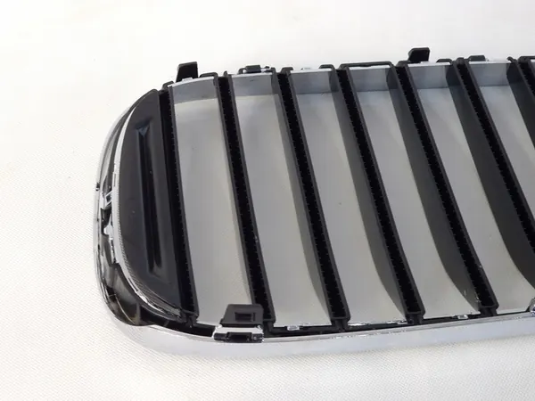 BMW 7 G11 G12 Left Grille Original M-Package Chrome 51138065539 image 6