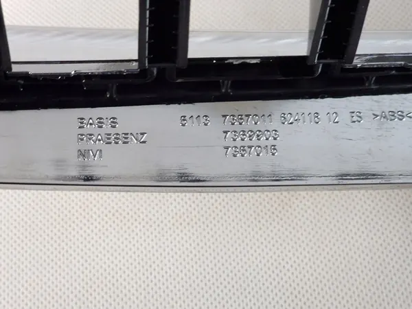 BMW 7 G11 G12 Left Grille Original M-Package Chrome 51138065539 image 8