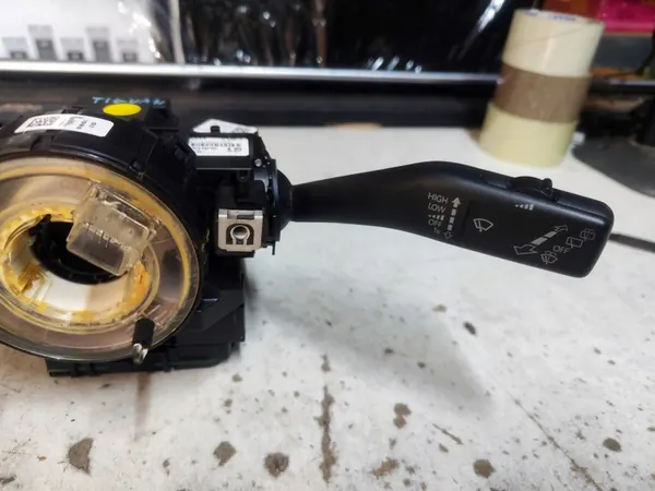 VW Tiguan I Schalter 1K0953549CM 1K0953503GM image 3