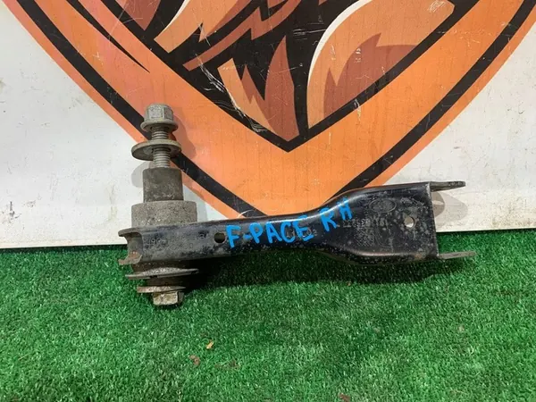 Rear Right Control Arm Jaguar F-Pace X761 OEM LR128496 image 3