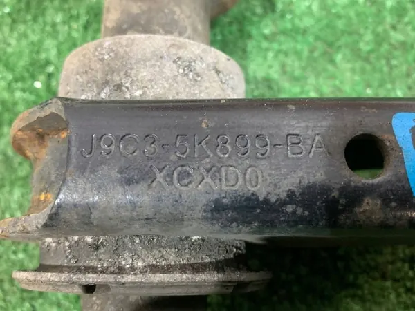 Rear Right Control Arm Jaguar F-Pace X761 OEM LR128496 image 5