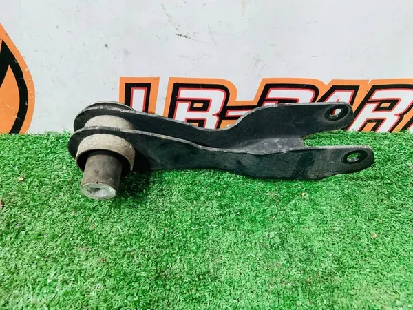 Rear Right Control Arm Jaguar F-Pace X761 OEM LR128496 image 9