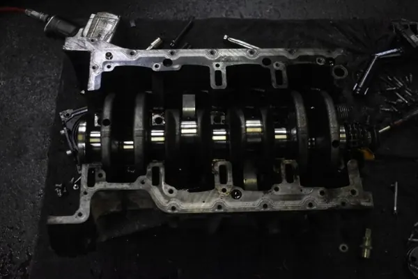 Motorblok onderzijde R6400110701 Mercedes B-klasse 2.0 CDI image 8