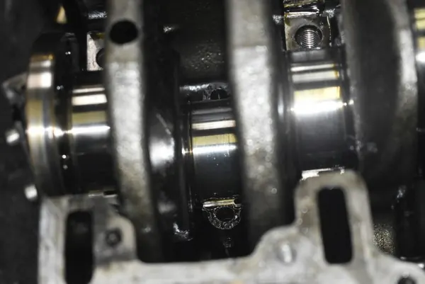 Motorblok onderzijde R6400110701 Mercedes B-klasse 2.0 CDI image 9