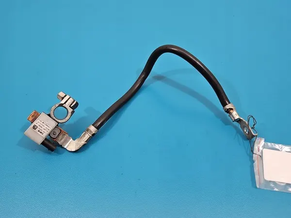 Instalação do Terminal Negativo BMW X6 E71 image 2