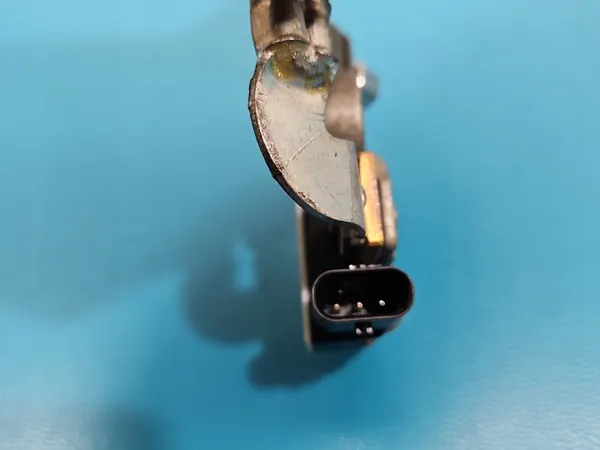 Instalação do Terminal Negativo BMW X6 E71 image 5