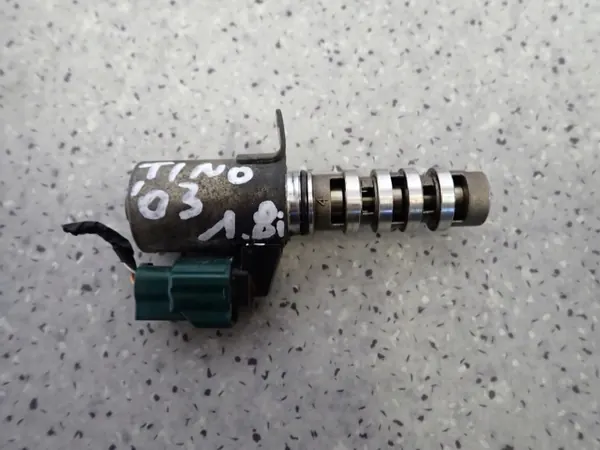 Nissan OEM Vaihtelevan Venttiilikammion Solenoidi image 2
