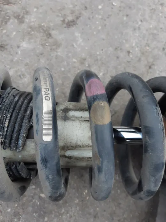 Ammortizzatore anteriore destro AUDI Q7 4L 4.2 FSI 7L8412022AT image 4