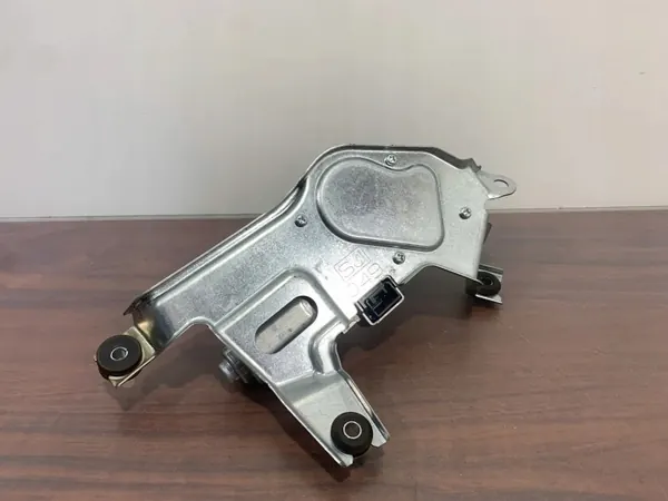 Subaru OE FBZ29067 Heckwischermotor - Gebraucht image 2